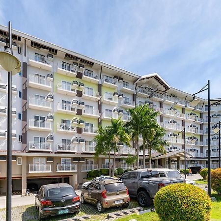 Amani 133,3 Minutes To Airport,With Gym & Pool,Fast Wi-Fi, Free Netflix Apartment Мактан Екстериор снимка