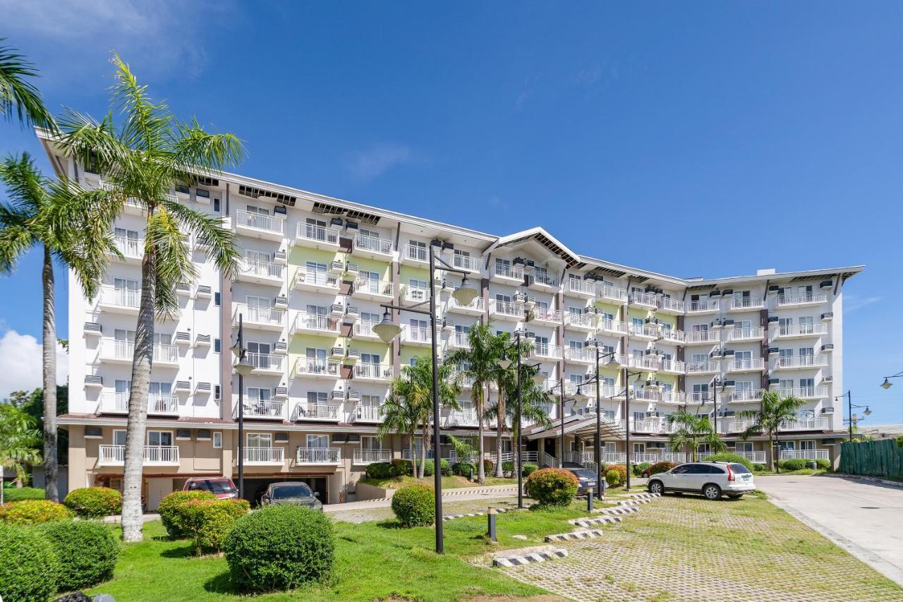 Amani 133,3 Minutes To Airport,With Gym & Pool,Fast Wi-Fi, Free Netflix Apartment Мактан Екстериор снимка