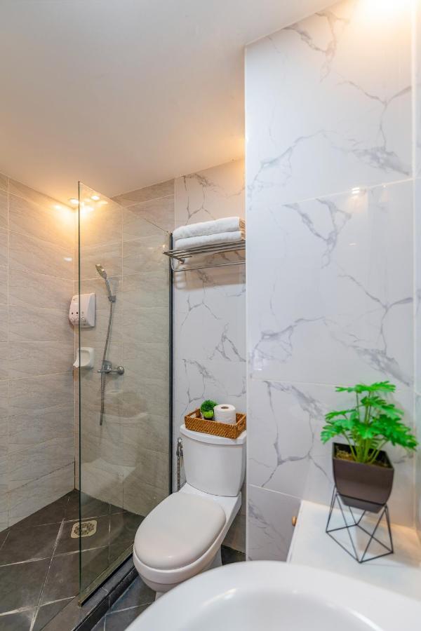 Amani 133,3 Minutes To Airport,With Gym & Pool,Fast Wi-Fi, Free Netflix Apartment Мактан Екстериор снимка