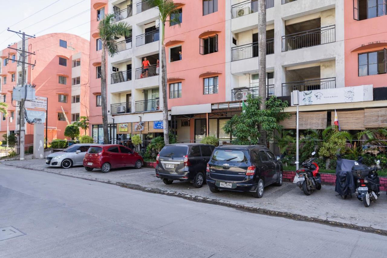 Amani 133,3 Minutes To Airport,With Gym & Pool,Fast Wi-Fi, Free Netflix Apartment Мактан Екстериор снимка